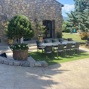 Appartement Le Hameau Des Vanades, Ampus